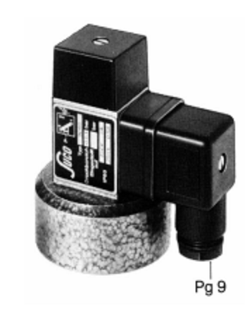 Low Pressure Switch 250V Change-Over Contacts Model 0175